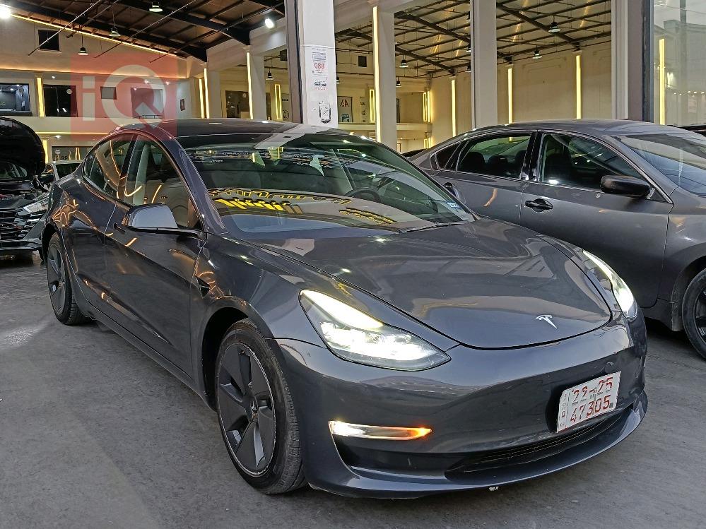 تسلا موديل 3